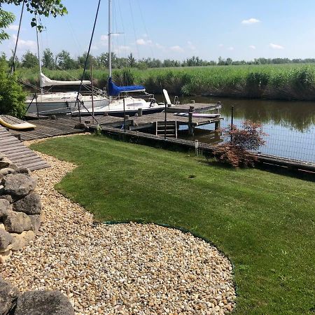 25H Garden Apartment Plus Private Beach Neusiedl am See Bagian luar foto
