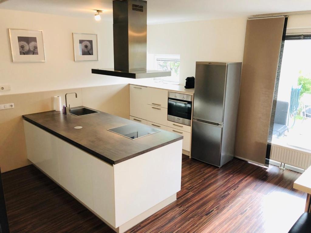 25H Garden Apartment Plus Private Beach Neusiedl am See Bagian luar foto