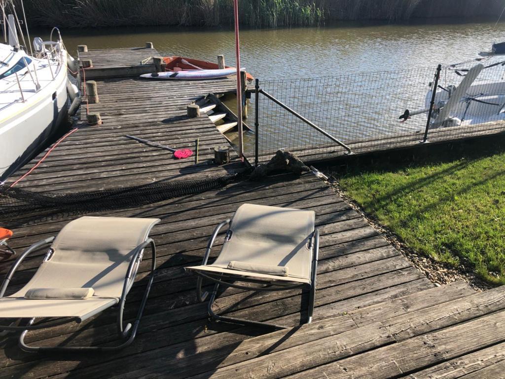 25H Garden Apartment Plus Private Beach Neusiedl am See Bagian luar foto